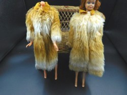 3434 1971 BARBIE FUN FUR PLUSH SABLE FURRY COAT, COLLAR NO BELT